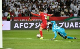 Сборная Кыргызстана по футболу завершила вничью домашний матч против ОАЭ