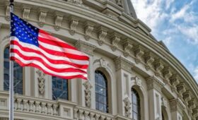 МИД Кыргызстана просит кыргызстанцев строгого соблюдать миграционное законодательство США