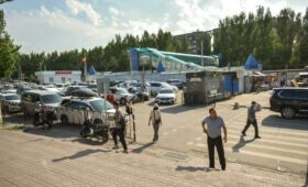 Территорию рынка «Мадина» начали приводить в порядок