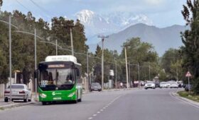 Из-за закрытия участка улицы Курманжан Датка частично изменены схемы 11 автобусов