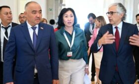 Төрага Нурланбек Тургунбек уулу встретился со спикером Ассамблеи Португалии