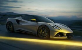 Cпорткар Lotus Emira получил обновки к 2026 модельному году
