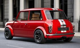 Бывший шеф-дизайнер Jaguar сделал крутой рестомод на базе классического Mini