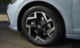 Volkswagen Polo обзавёлся юбилейной спецверсией в честь 50-летия