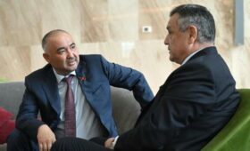 Спикеры парламентов Кыргызстана и Узбекистана обсудили межпарламентское сотрудничество