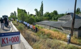 Реконструкция северной объездной дороги: Мэр Бишкека провел встречу с жителями жилмассива Мыкан