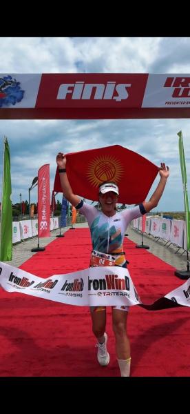 Кыргызстанские триатлонисты успешно выступили на IRON WIND 113 в Баку