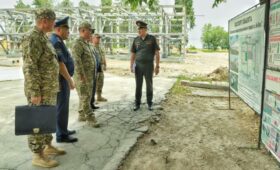 Министр обороны проинспектировал строительство новых зданий в в-ч 97632