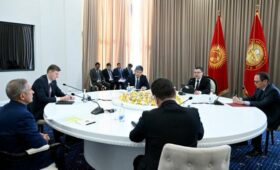 Садыр Жапаров встретился с раисом Татарстана Рустамом Миннихановым в Чолпон-Ате