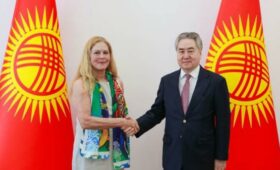 Глава МИД Кулубаев принял посла Германии Габриеллу Геллил по случаю завершения её дипмиссии