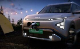 Кроссвэн Kia Carens Clavis: на подходе версия с совсем другой «начинкой»