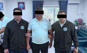 По факту коррупции задержан мэр Шопокова