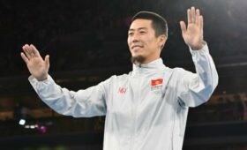 Мунарбек Сейитбек уулу победил в дебютном бою на профессиональном ринге