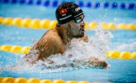 Денис Петрашов выступит на чемпионате мира по плаванию в Сингапуре