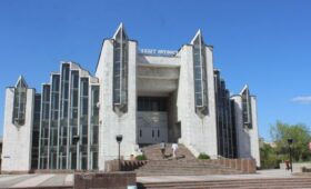 В Бишкеке, Канте и Оше отметят День семьи, любви и верности: 31 супружеской паре вручат медали «За любовь и верность»