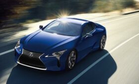 Lexus LC 500 лишился гибридной версии и получил исполнение Inspiration