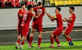 Сборная Кыргызстана (U-17) обыграла Бахрейн, уступая 1:3