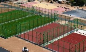 В Бишкеке строится новый стадион на территории школы №62