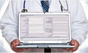 Частные клиники КР подключаются к цифровому модулю больничных лист