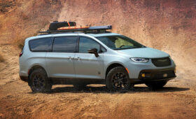 Минивэн Chrysler Pacifica прикинулся внедорожником: версия Grizzly Peak для турпоходов