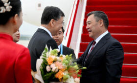Садыр Жапаров прибыл с рабочим визитом в Китай