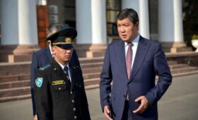 В Бишкеке представили новую форму для сотрудников Муниципальной инспекции