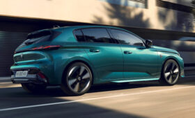 Обновлённый Peugeot 308: двухэтажные фары без подтёков и технические доработки