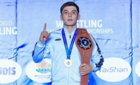 Жанторо Мирзалиев стал чемпионом мира по греко-римской борьбе