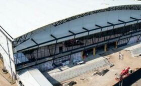 В Бишкеке продолжается строительство малой арены имени Долона Омүрзакова