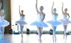 При участии первой леди на берегу Иссык-Куля состоялся вечер балета