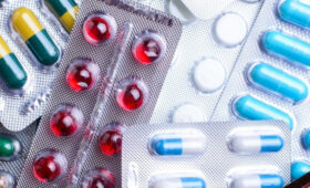 В Кыргызстане принят закон об упрощённой аккредитации лекарств