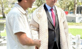 Гроссмейстер мирового уровня Сергей Карякин посетил Ош