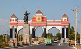 В Манасе День города назначили на день рождения Камчыбека Ташиева