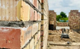 В Бишкеке построят спортивный реабилитационный центр Футбольного союза