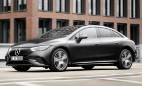 Скорая отставка: Mercedes может через несколько месяцев завершить выпуск EQE и EQE SUV