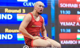 Чемпионат мира: Үзүр Джузупбеков проиграл в 1/8 финала