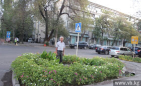 Рахматилла Амиров много лет делает Бишкек красивее без всяких наград