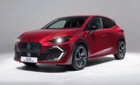 Renault Clio нового поколения подрос, изменил моторную гамму и стал динамичнее