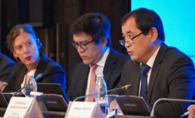 К 2030 году финансирование программ в сфере здравоохранения достигнет 130 млрд сомов, — зампред Кабмина