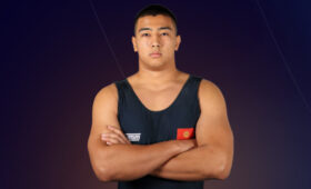 Чемпионат мира (U-23): Кыргызстанец вышел в четвертьфинал, победив соперника за 35 секунд. Результаты