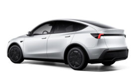 Голые и смешные: Tesla представила «дешёвые» Model Y Standard и Model 3 Standard