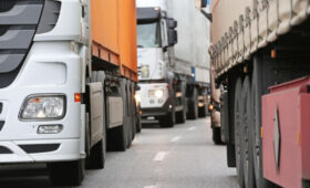 На выставке KyrgyzTransLogistic 2025 предложили отменить визы с Китаем