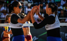 Кыргызстанки сыграли второй матч на чемпионате мира по пляжному волейболу в Мексике