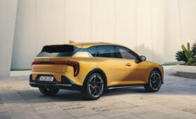 Хэтчбек Kia K4 приготовился к старту продаж в Европе, на очереди – универсал