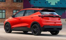 Chevrolet Bolt вернулся: только кроссовер, освежённый дизайн, новое «железо»