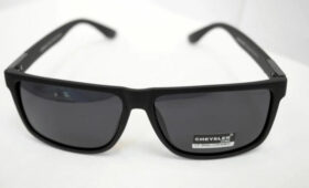 Солнцезащитные очки нужно носить не только летом из-за вреда ультрафиолета, — офтальмолог