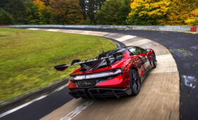 Неумолимая китайская мощь: Yangwang U9 Xtreme установил новый рекорд Нюрбургринга