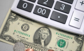 В ЕАЭС обсуждают предложение России повысить пошлины на импорт одежды