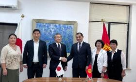 Япония профинансировала поставку медоборудования для регионов Кыргызстана