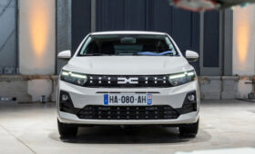 Рестайлинговые Dacia Logan, Sandero и Jogger стали богаче и получили новую технику